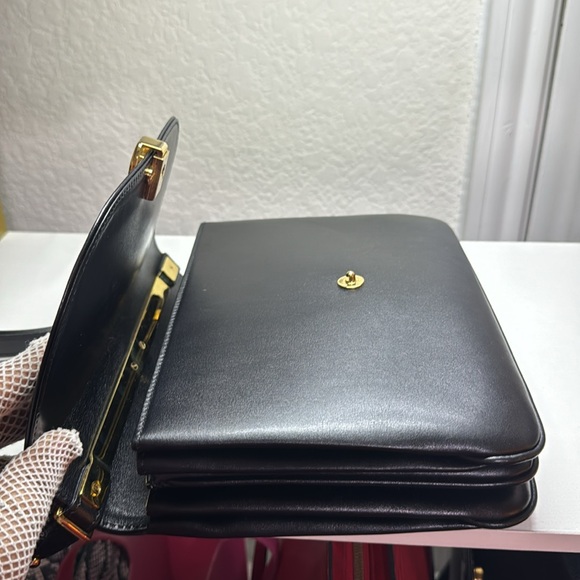 Authentic BALlY Black Leather Shoulder Bag - Picture 8 of 17